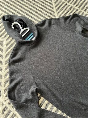 Perry Ellis Black Hooded Thin Knit Sweater (Large)